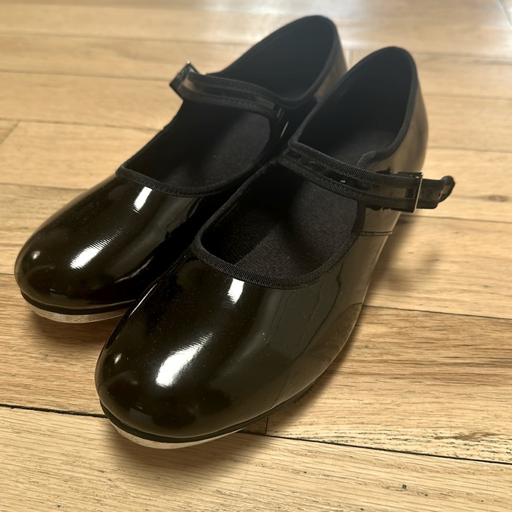 Tap shoes